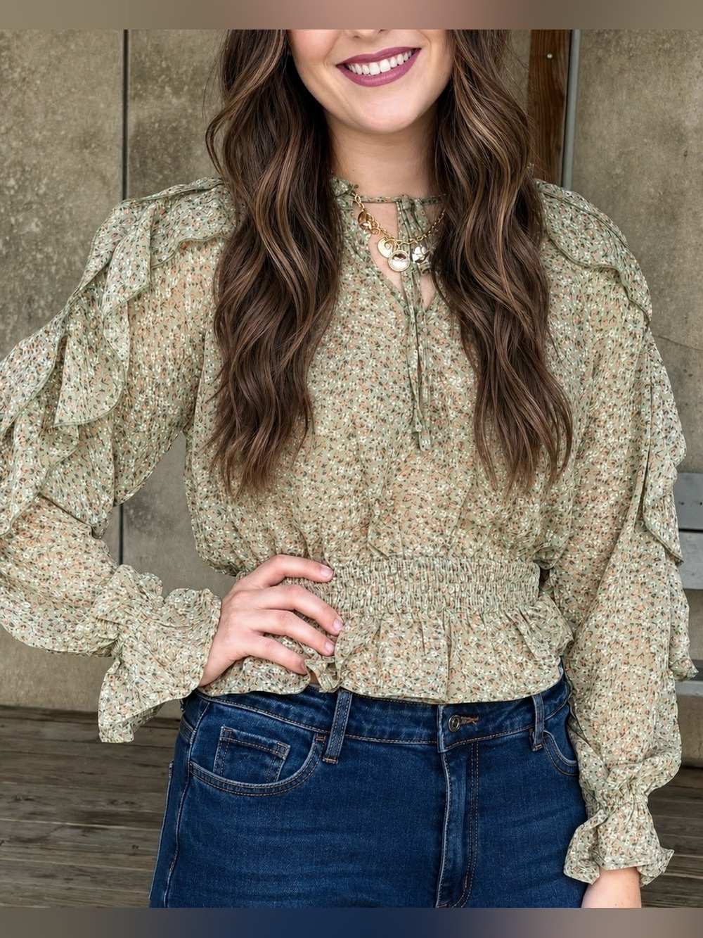 NEW Easel Blouse Top Size L Ditsy Floral Boho Feminine Ruffle Romantic Peasant
